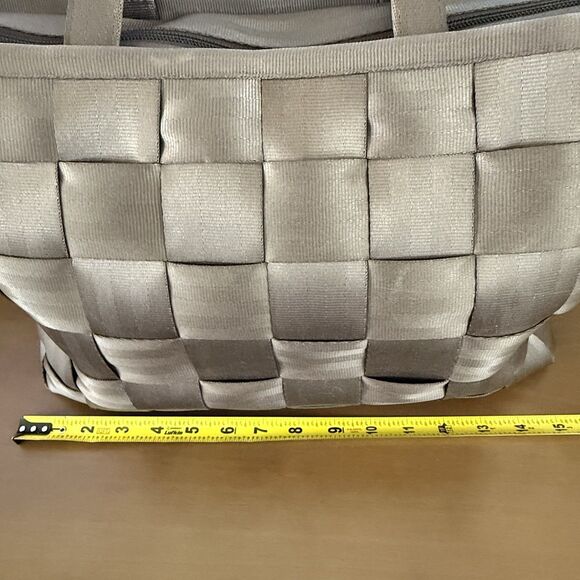 Harveys Seatbelt Bag Large Tote Double Handles Brown 15x11x4 Made In USA EUC - Picture 7 of 16